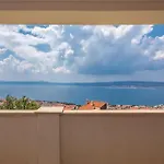 2 Bedroom Cozy In * Crikvenica
