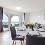 2 Bedroom Cozy In Daire Crikvenica