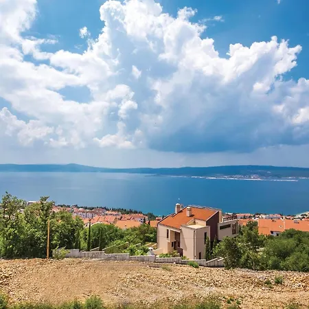 Apartment Cozy In With House Sea View